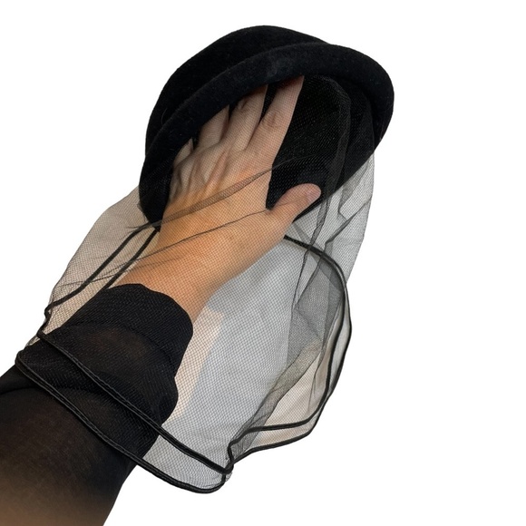 Vintage Hat With Mesh 🤍 - Picture 4 of 9